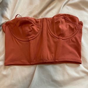 Adika Crop top